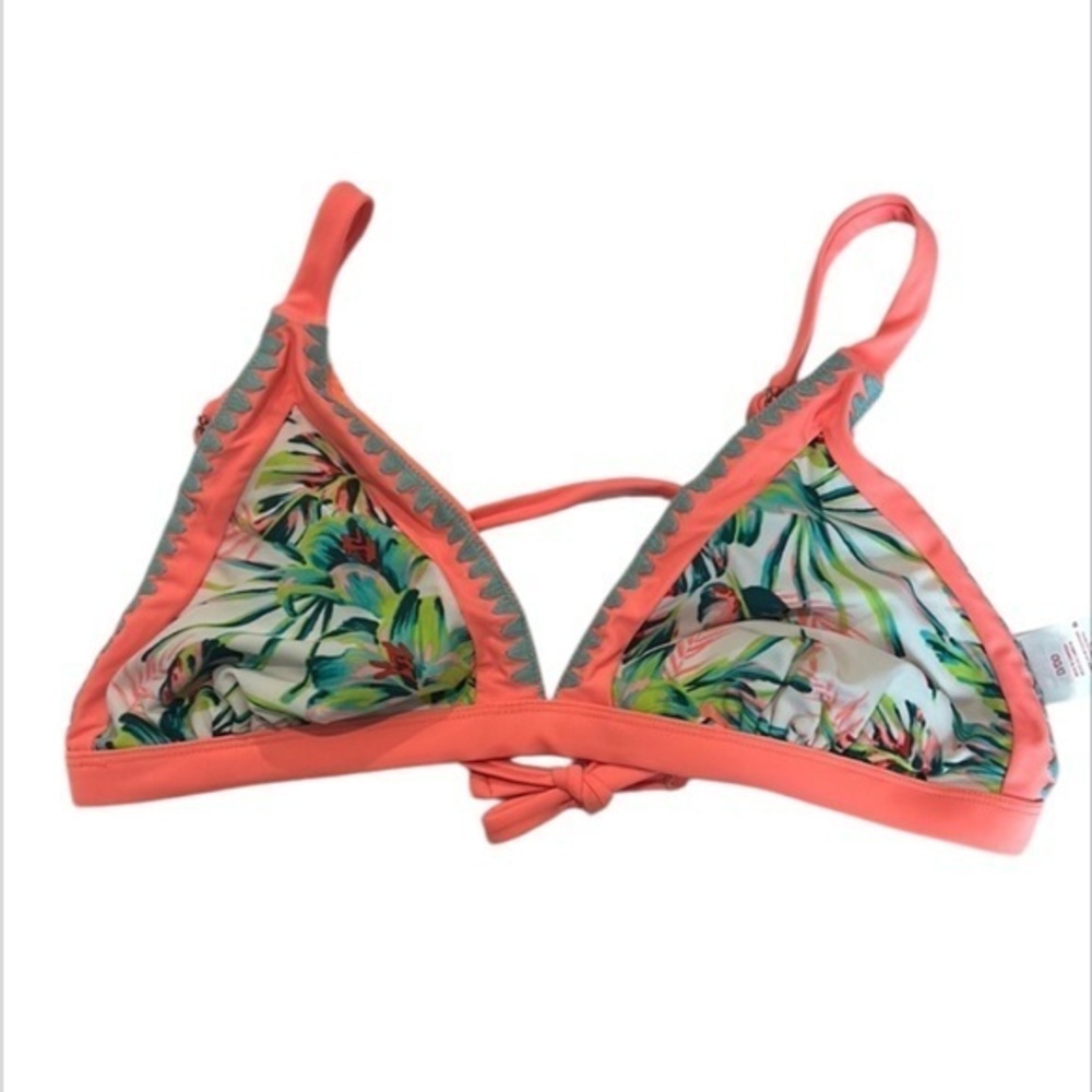 Xhilaration D/DD swim bikini top new
